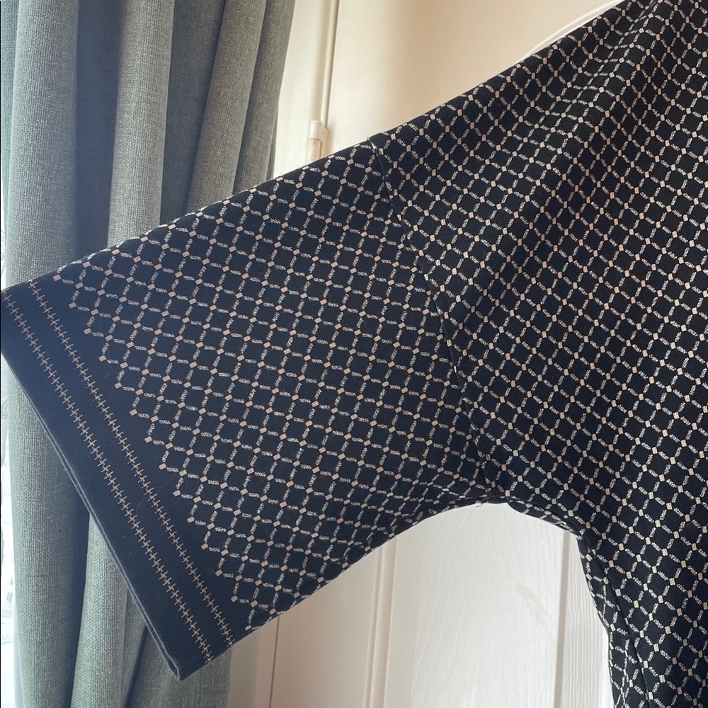Max Studio Patterned Top - Picture 3 of 3
